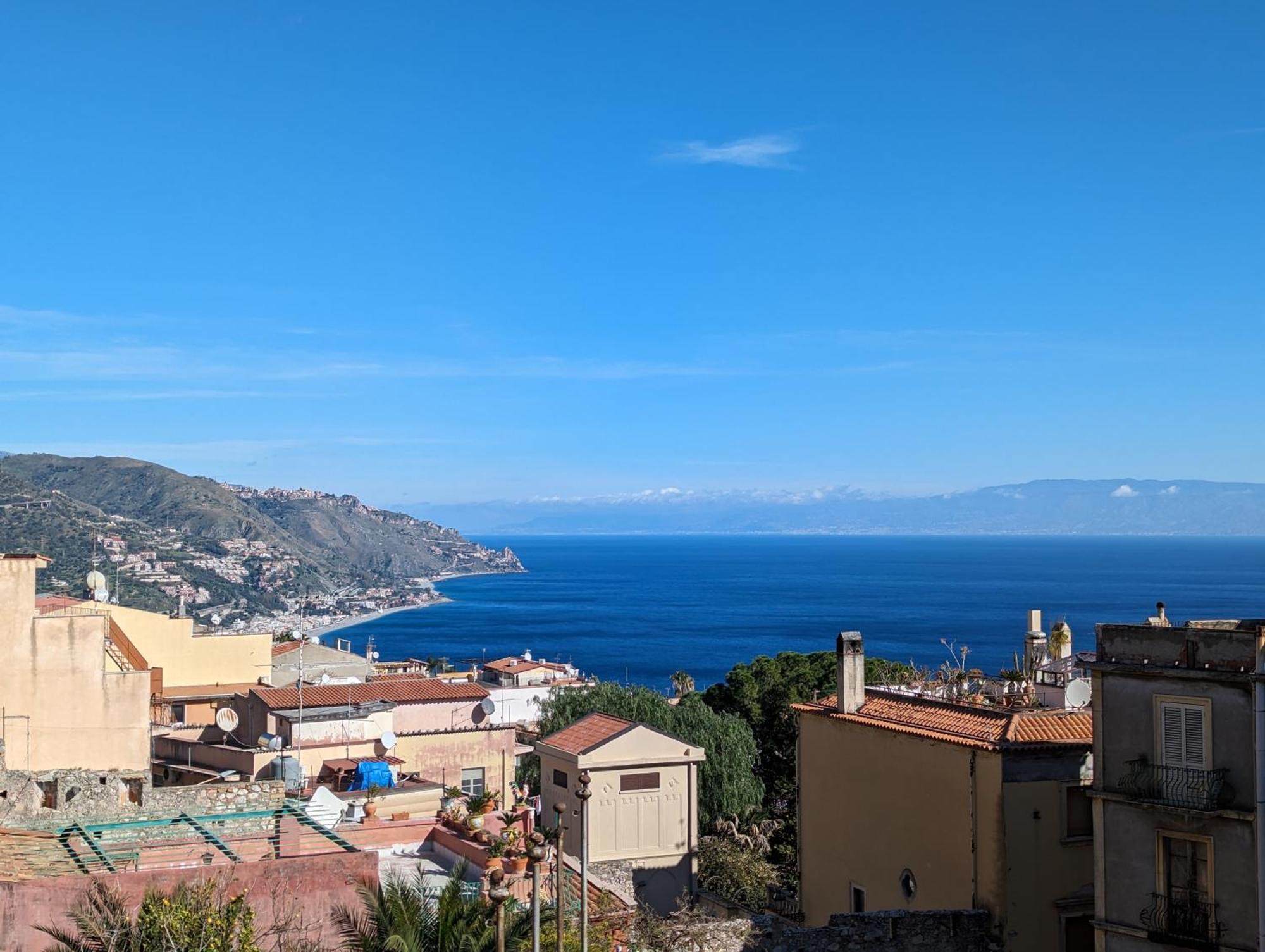 B&B Al Civico Cinque Taormina Exterior foto